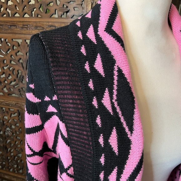 Pink & Black Tribal Print Boho Cardigan - Picture 2 of 4